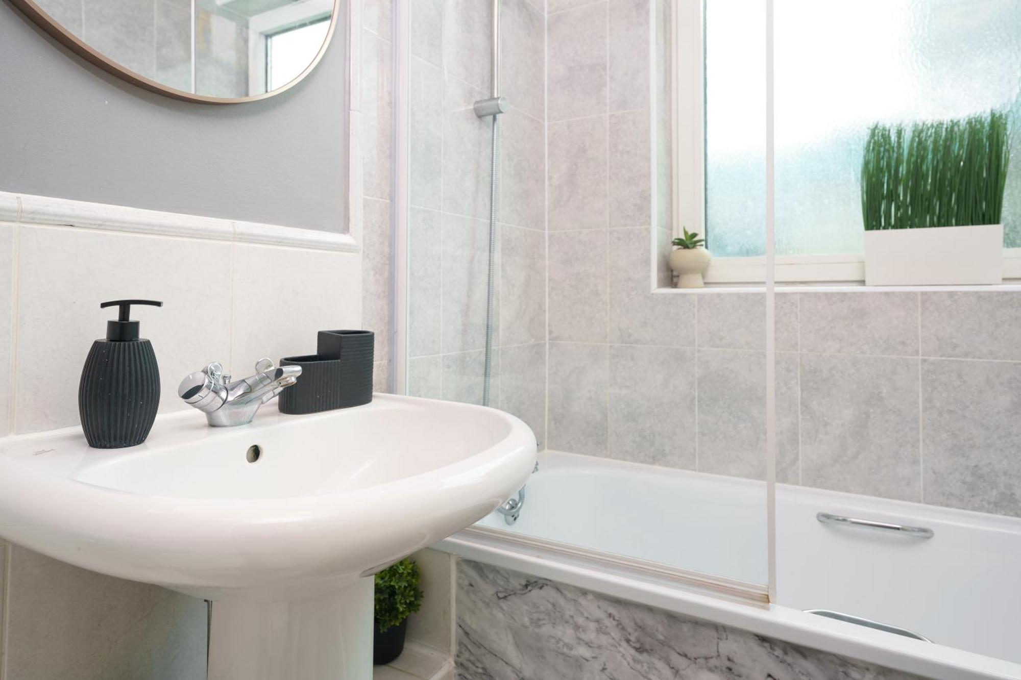 St George Thames Apartment 런던 외부 사진